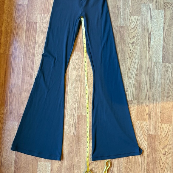 Offline aerie real me crossover flare leggings high rise charcoal gray S NEW - Picture 6 of 15